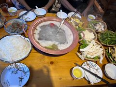 -民食香·腊排骨野生菌美食(木府店)