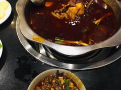 -冯记香辣兔火锅(茶店子总店)