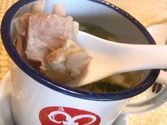 新疆缸缸肉-巴扎美食·新疆菜·西域歌舞表演餐厅(新疆大厦店)