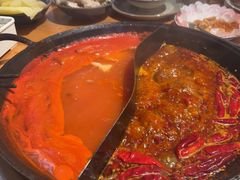 -三个四川人火锅(华联商厦店)