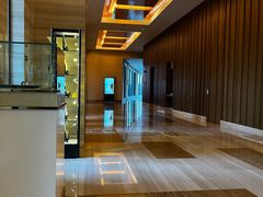 -南阳建业森林半岛假日酒店