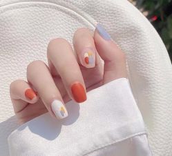 -悦指间美甲美睫
