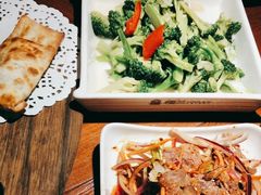 -楼兰新疆主题餐厅(坂田佳华领汇广场店)