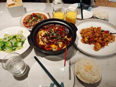 -渝悦情·新派川菜(建国门店)