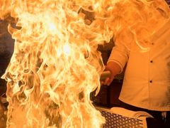 -大神太神·铁板烧(瑞虹天地月亮湾店)