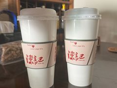 -陈记甜品窝(中山北路店)