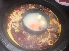麻辣加骨汤鸳鸯锅-麻辣英雄重庆火锅(常平店)