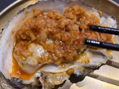 蒜蓉烤活生蚝-大神太神·铁板烧(瑞虹天地月亮湾店)