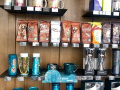 零售区-星巴克(成都科学城店)