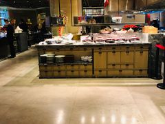 自助取餐区-金海湾自助餐厅(金陵饭店)