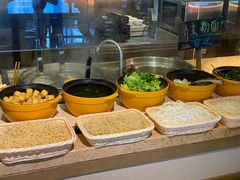 -大中华希尔顿酒店-念自助餐·嗨啤·小龙虾