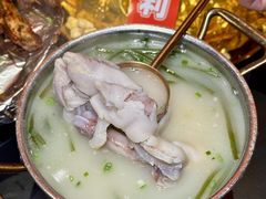 -何师烧烤Pro ·江湖川菜·小龙虾·精酿啤酒(太古里旗舰店)