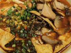 -丽丽三鲜螺蛳粉(田林路店)
