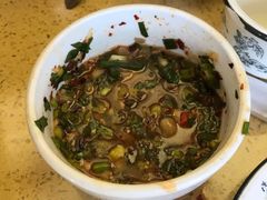 -东巴谷野生菌火锅餐厅
