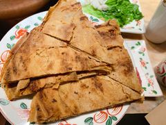 麻酱糖饼-清真·老门框爆肚涮肉·中华老字号(丰管路店)