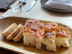 餐前三拼烤面包-Mercato莫卡多露台餐厅与酒吧(K11店)