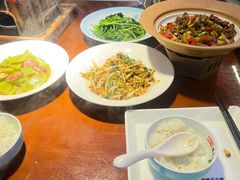 -魏铭鱼头捞饭(晋阳路店)