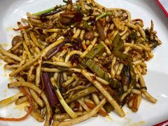 -华仔龙虾(永乐路总店)