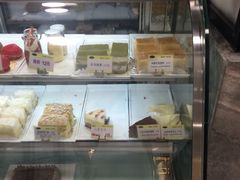面包甜点陈列柜-美丽心情蛋糕(江苏路店)