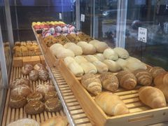 -焙丽拾光(麦凯乐直营店)