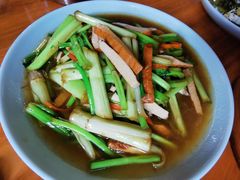 水芹炒豆干-双塔老饭店