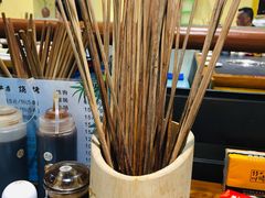 -两三事小郡肝串串香火锅(桂庙店)