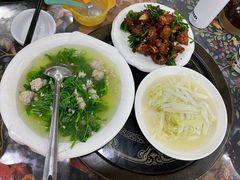 -泸沽肴(泸沽湖大洛水村农村信用社旁店)
