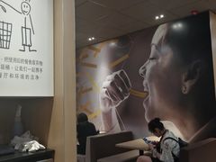 -麦当劳(杭州西湖银泰百货店)