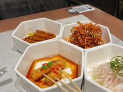 -渔语鱼新川菜Bistro(万象天地店)