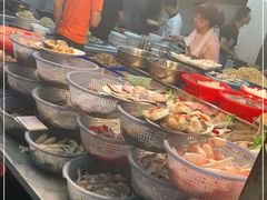 自助取餐区-老三鱼仔店