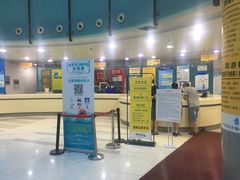 -小海豚国际游泳培训中心(浦东塘桥店)