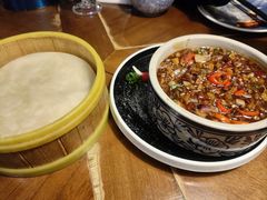 -雀舞云南菜(天津天河城购物中心店)