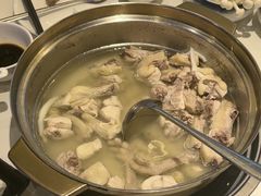 -烹然四季椰子鸡火锅(姚家园万象汇店)