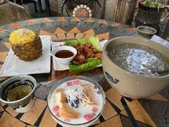 泡鲁达-勐丽梦兰傣味餐厅