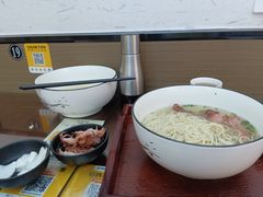 -百年老字号·观振兴蟹黄面·三虾面·苏式面(观前街富仁坊巷店)