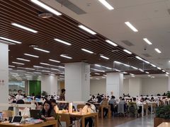 -厦门市图书馆(集美新城馆区)