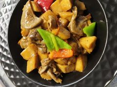 -天天向上素食餐厅(五台山店)