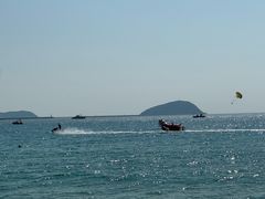 -亚龙湾中心广场