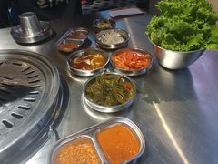 -哈哈碳都·牛肋条无限自助烤肉(宝龙店)