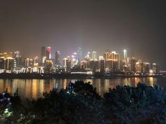 -冰冰龙虾·江湖菜·花园江景餐厅