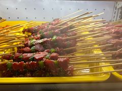 -爱客得牛排海鲜烤肉·火锅自助(春熙路黑金好店)