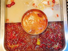 三拼锅底-大隐·成都火锅Bistro(合生麒麟新天地店)