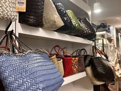 -JuneShop小众设计师品牌集合店