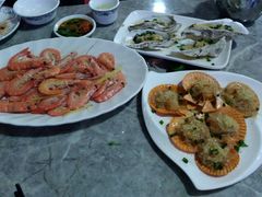 -四川小胡子海鲜(丁村万人海鲜广场店)