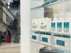 -福奈特洗衣洗鞋(宝华广场店)