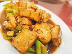 -巷子深菜馆·津门肘子(滨海店)