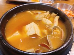 大酱汤-·缸桶屋·韩式牛肋条自助烤肉(西湖D11店)
