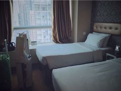 -香港华美达海景酒店