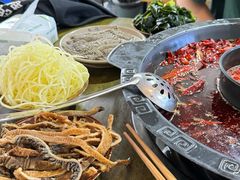 -黄潇洒老火锅(九眼桥宏济巷店)