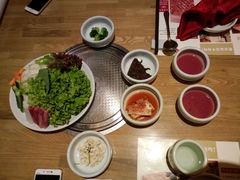 -萨拉伯尔水源素问店·韩国宫廷料理(人民路店)